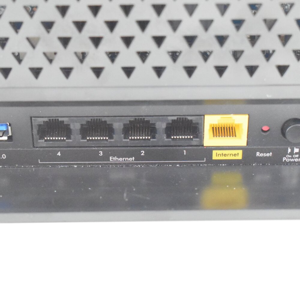 NETGEAR R6300 1300Mbps 5 Port WiFi Wireless Dual Band Router - Picture 5 of 6